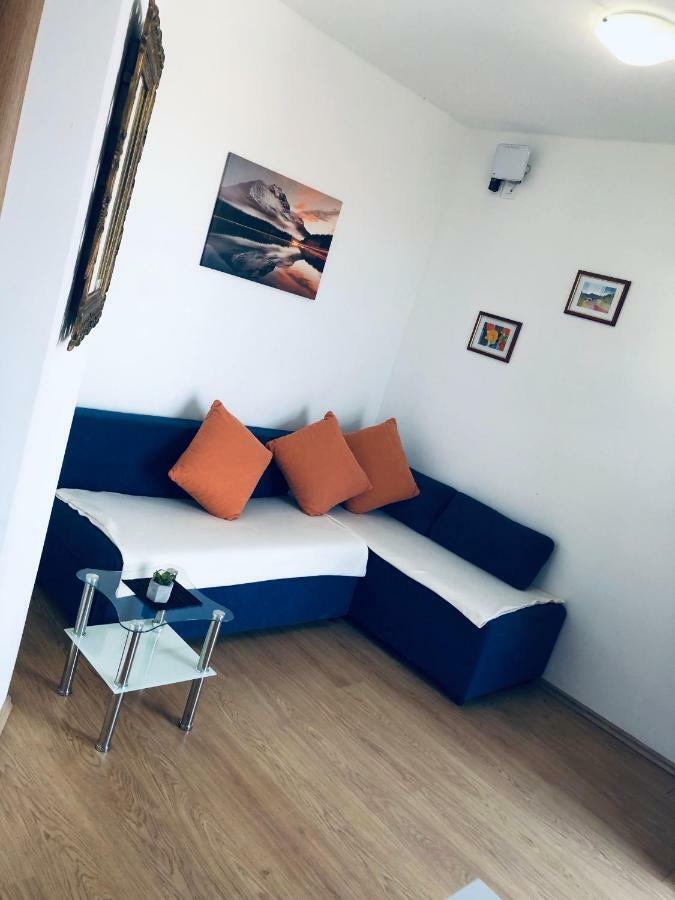 Apartments Suker Трогир Экстерьер фото